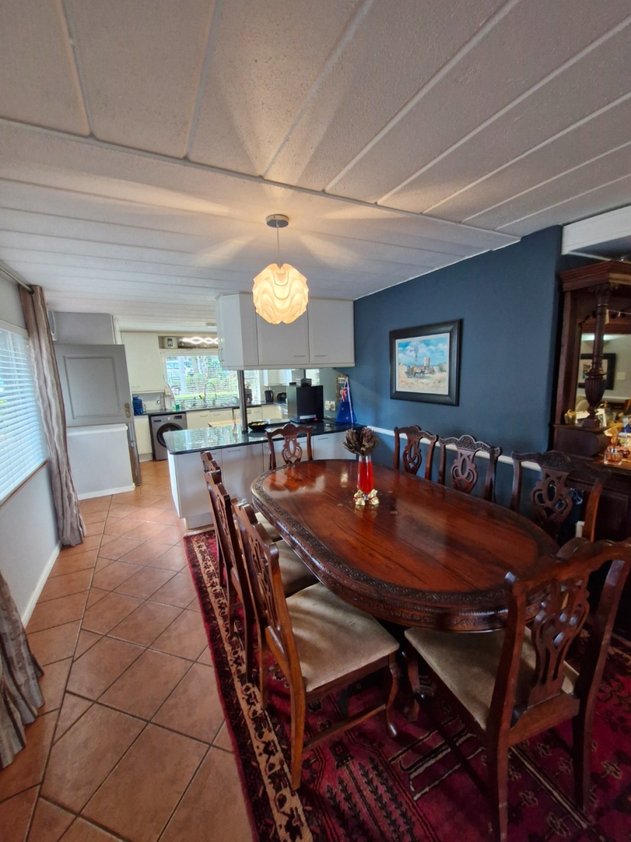 4 Bedroom Property for Sale in Caribbean Beach Club North West